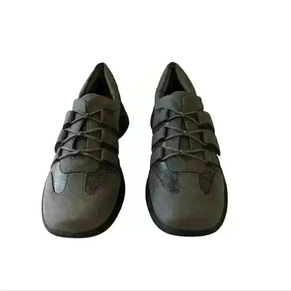 Trotters Women's Joy Walking Sneaker Size 6.5